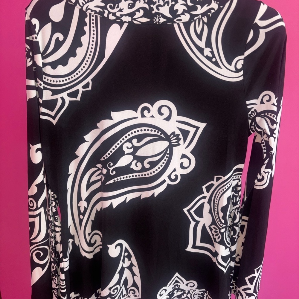 White House Black Market ladies paisley print long sleeve blouse MSRP $128 - Picture 5 of 7